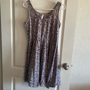 Junior size large exhilaration sundress. Good condition.